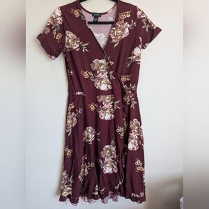 Justify Burgundy Floral Midi Dress Size M